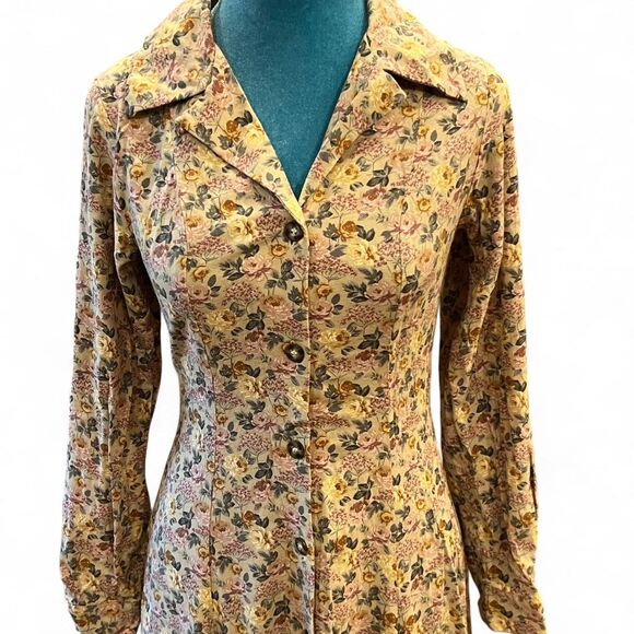 Vintage Laura-Ashley Women's Floral long sleeve button up Dress - Picture 2 of 8